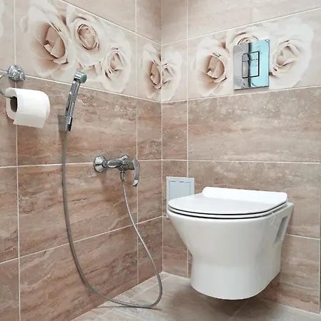 Apartment Апартаменты Возле Пляжа Отрада